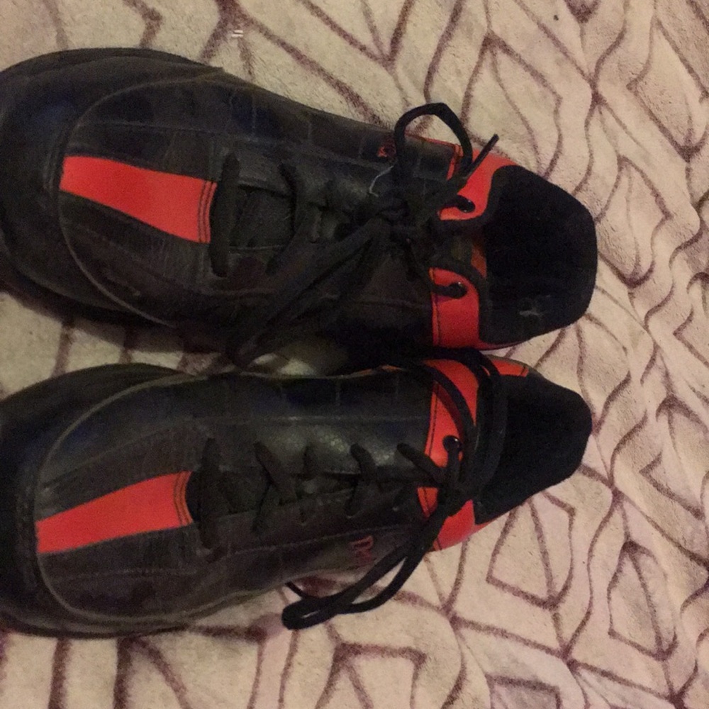 Read and black Dexter Shoes